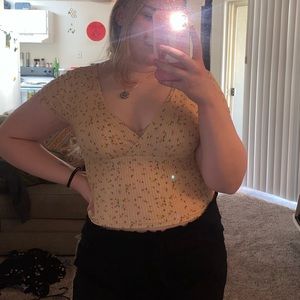 YMI cropped tight shirt w flowers size medium